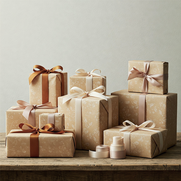 Gift, various sets of series
